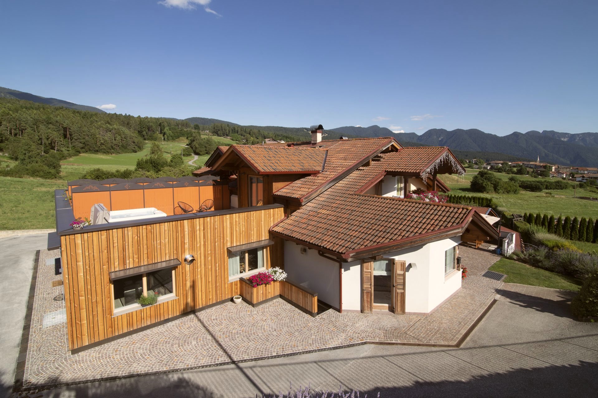 Agritur Bella di Bosco in Smarano, Außenverkleidungen aus Holz