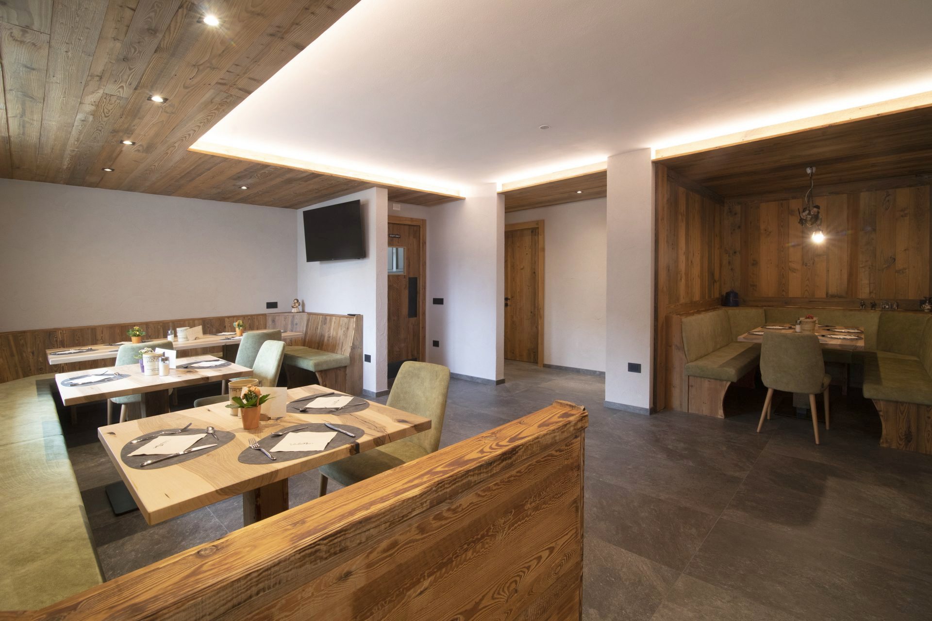 Breakfast room with bespoke furniture